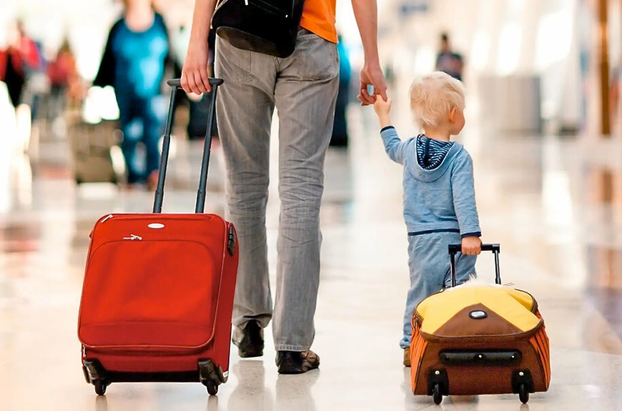 Отримання дозволу на виїзд дитини з матір'ю за межі України без згоди батька